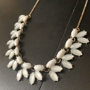 💚 3 for $10 💚 ▪️ MASSINI ▪️ Icy White Statement Necklace